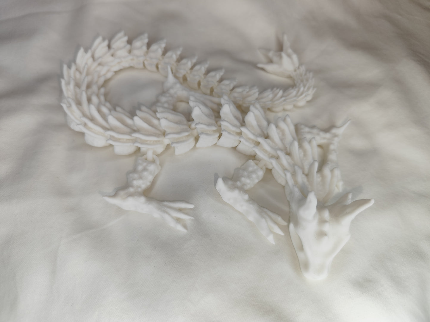 Majestic 3D-Printed Dragon – Large Filament Edition