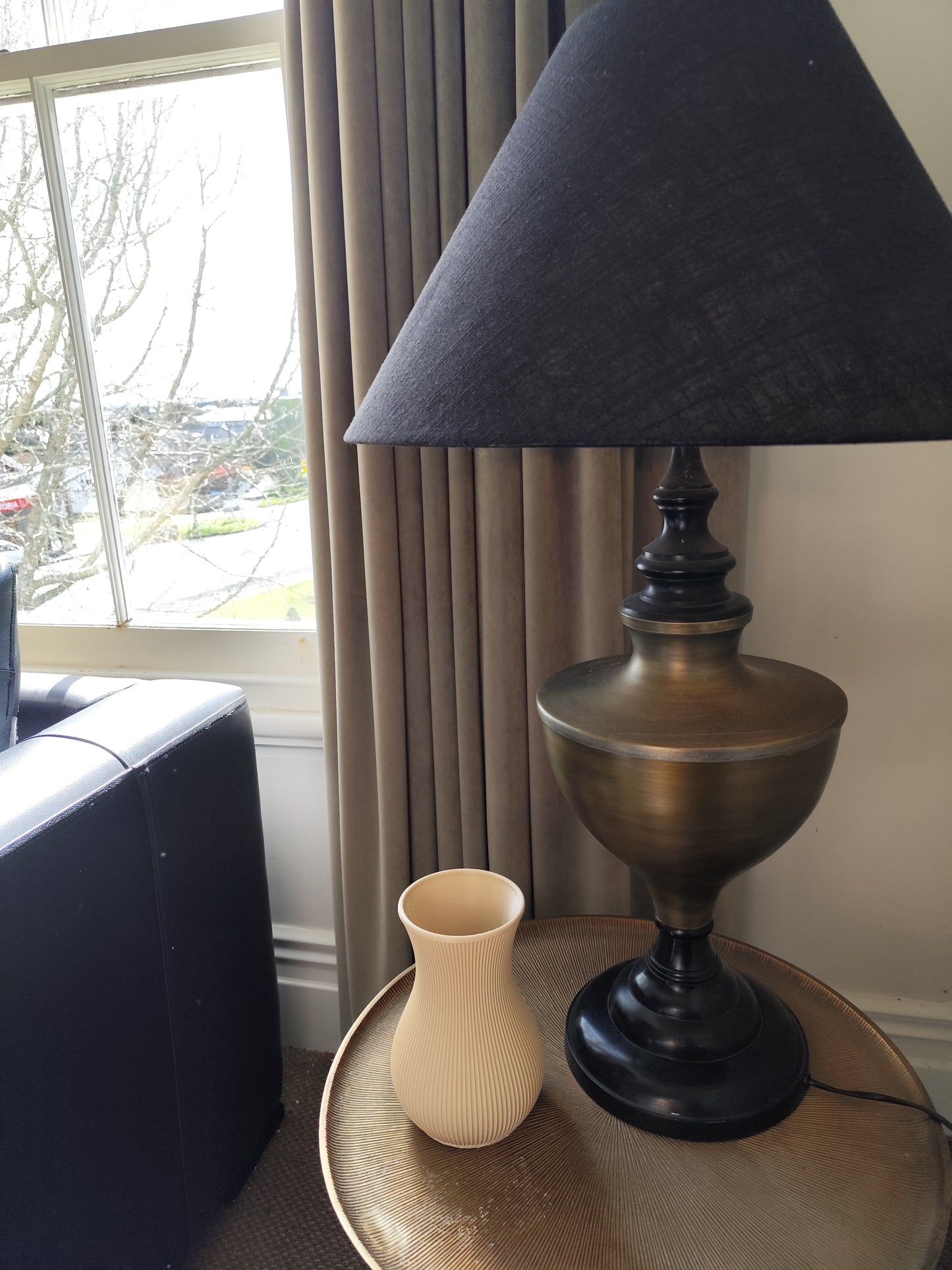 Modern Ribbed Hourglass Vase