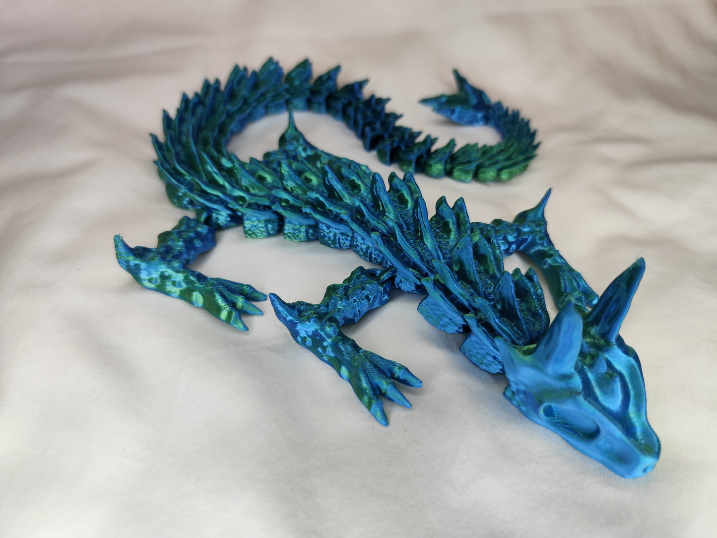 Majestic 3D-Printed Dragon – Large Filament Edition
